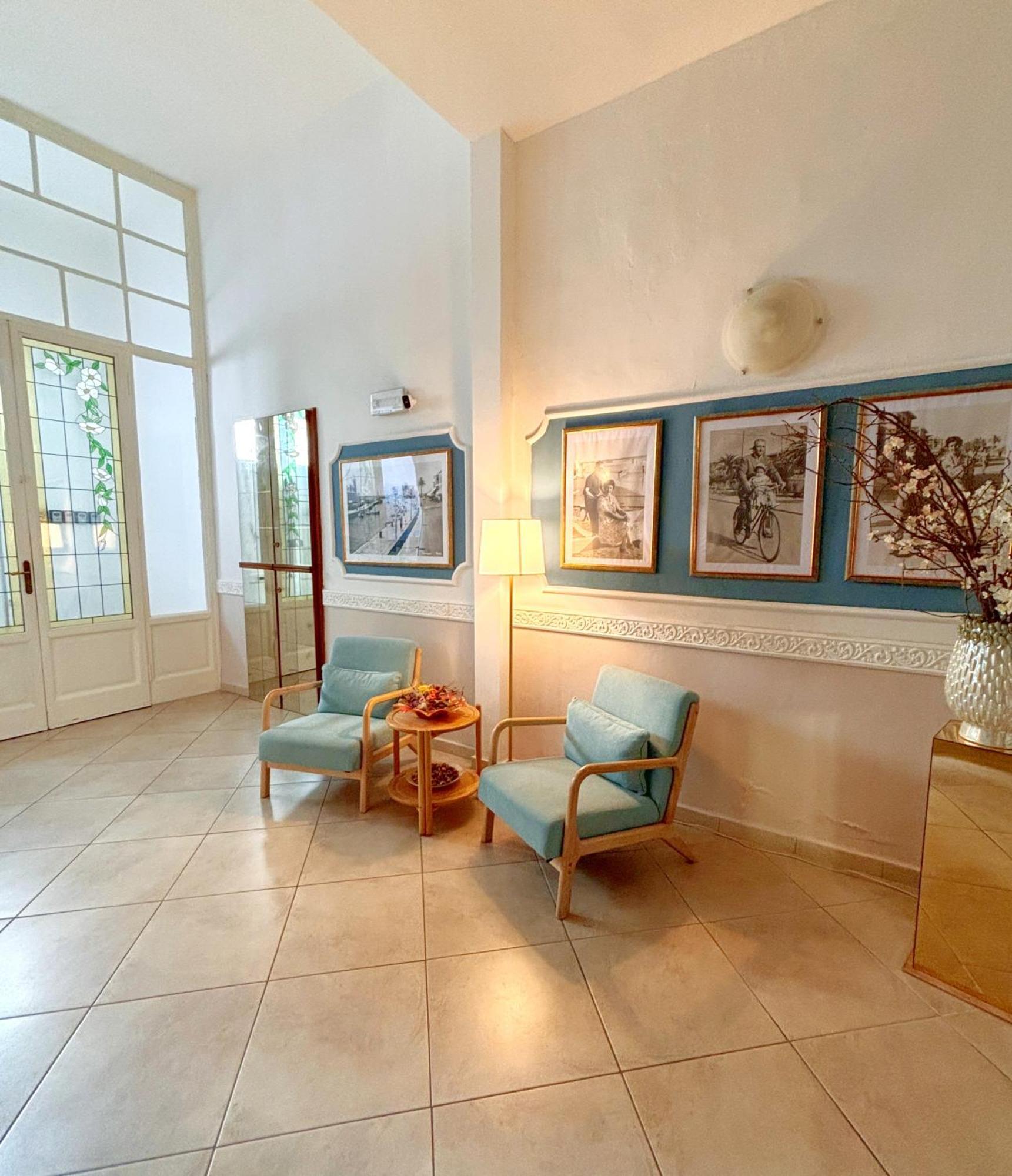 A Casa Di Mario E Nene Bed & Breakfast Viareggio Exterior photo